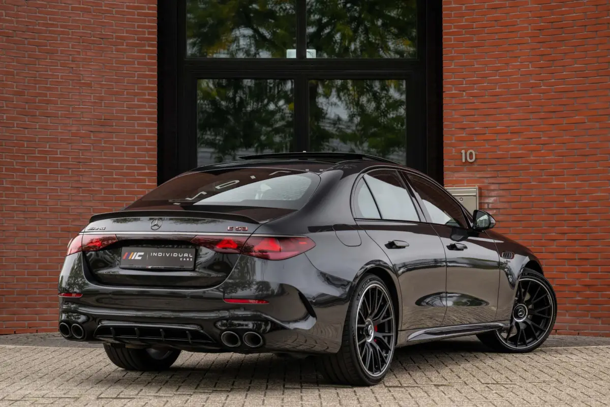 AMG 53 4MATIC+ Performance Seats Carbon Softclose