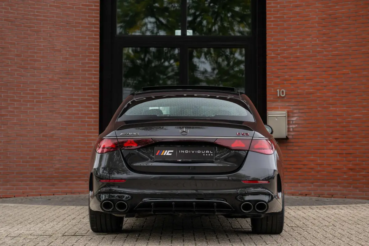 AMG 53 4MATIC+ Performance Seats Carbon Softclose