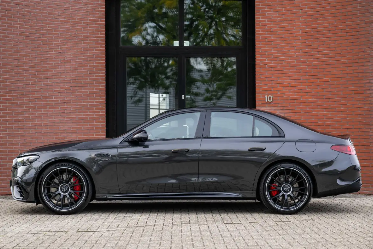 AMG 53 4MATIC+ Performance Seats Carbon Softclose