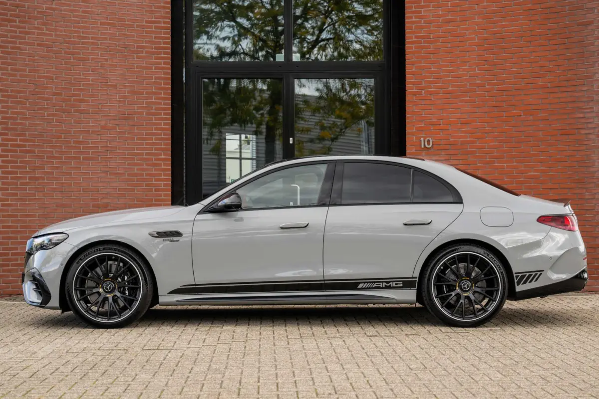 AMG 53 4MATIC+ Edition 1 Carbon Dynamic Plus BTW