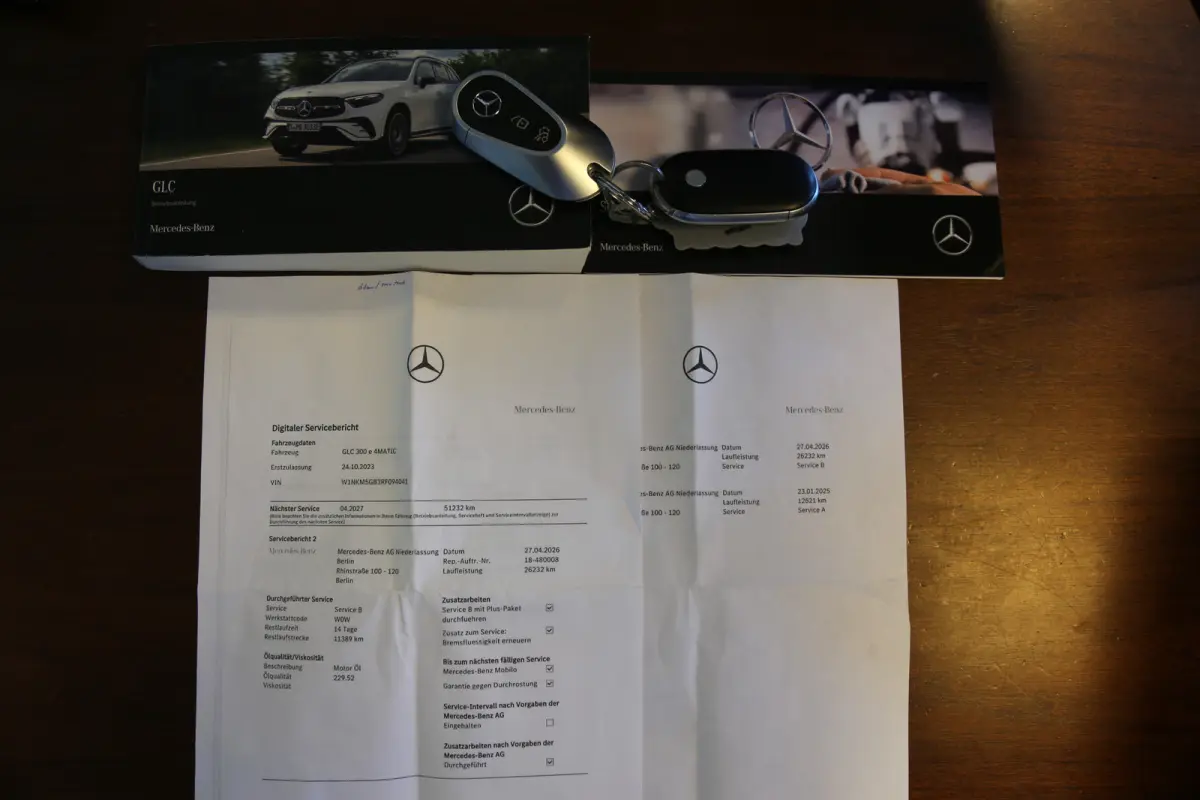 Plug in hybride 4MATIC AMG Line*Perfect MB Onderh.*Luchtvering/Elek. Trekhaak/360/ACC/Burmester/Treeplanken/Bi-Color Leder/HUDLED/DAB/Sfeer/Dodehoek/Apple Carplay-Android/Parkeersens.V+A/19 