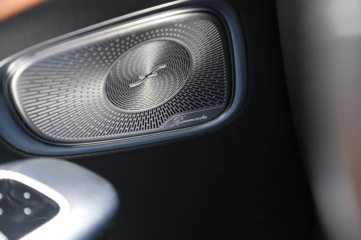 Plug in hybride 4MATIC AMG Line*Perfect MB Onderh.*Luchtvering/Elek. Trekhaak/360/ACC/Burmester/Treeplanken/Bi-Color Leder/HUDLED/DAB/Sfeer/Dodehoek/Apple Carplay-Android/Parkeersens.V+A/19 