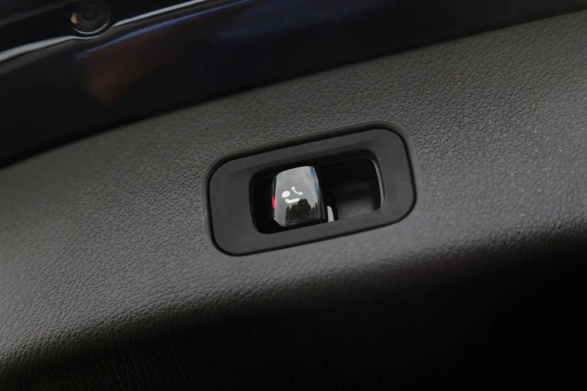 Plug in hybride 4MATIC AMG Line*Perfect MB Onderh.*Luchtvering/Elek. Trekhaak/360/ACC/Burmester/Treeplanken/Bi-Color Leder/HUDLED/DAB/Sfeer/Dodehoek/Apple Carplay-Android/Parkeersens.V+A/19 