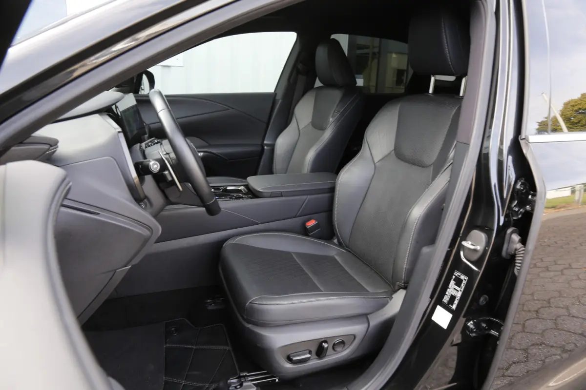 350h Hybrid 4WD*Lexus fabrieksg.T/m05-2034!*Perfect Lexus Onderh.*HUD/ACC/Leder/Stoelverw./Stuurverw./Stuurkoeling/Dodehoek/Memorie/Elek. Klep/Keyless Entry+Go/Apple Carplay-Android/Camera/P