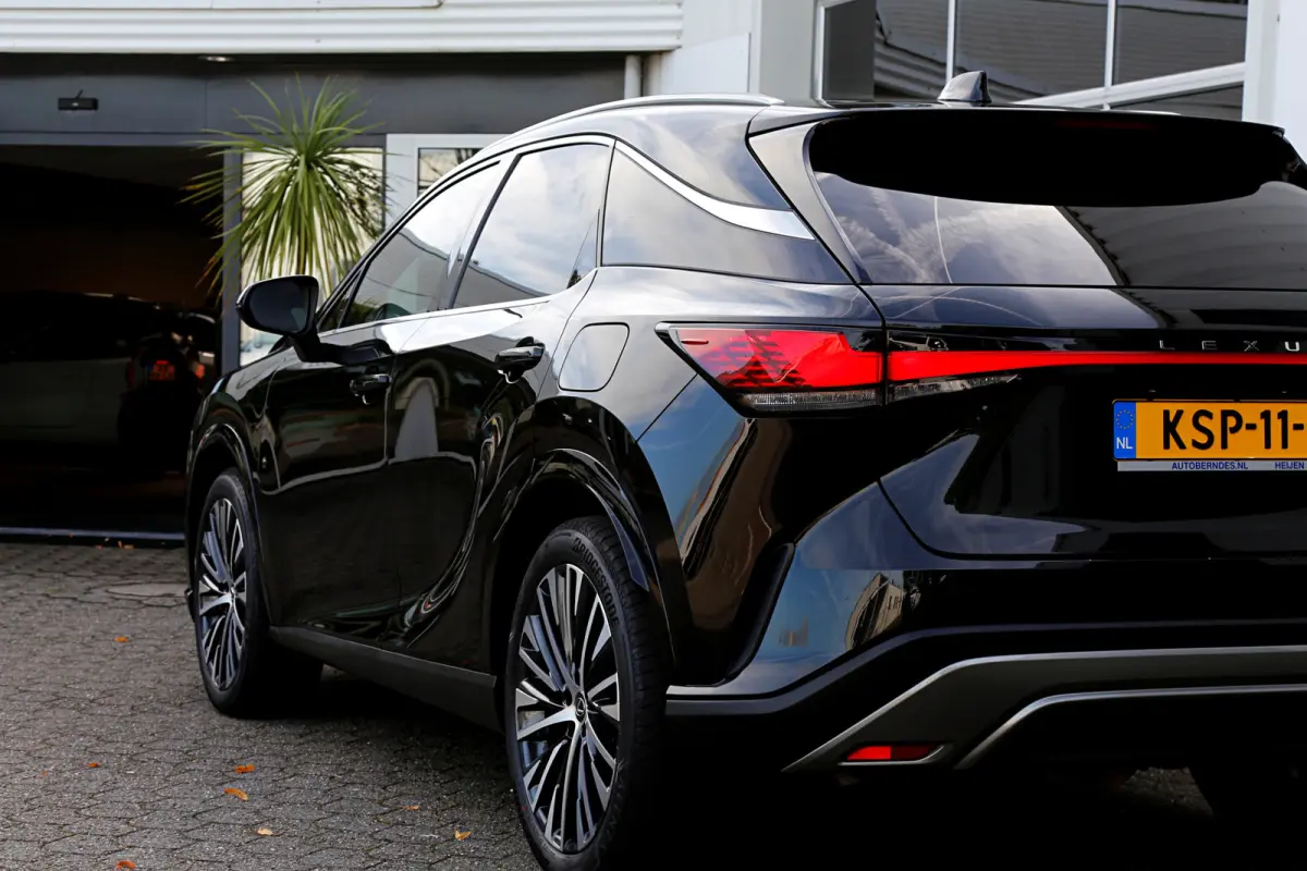 350h Hybrid 4WD*Lexus fabrieksg.T/m05-2034!*Perfect Lexus Onderh.*HUD/ACC/Leder/Stoelverw./Stuurverw./Stuurkoeling/Dodehoek/Memorie/Elek. Klep/Keyless Entry+Go/Apple Carplay-Android/Camera/P