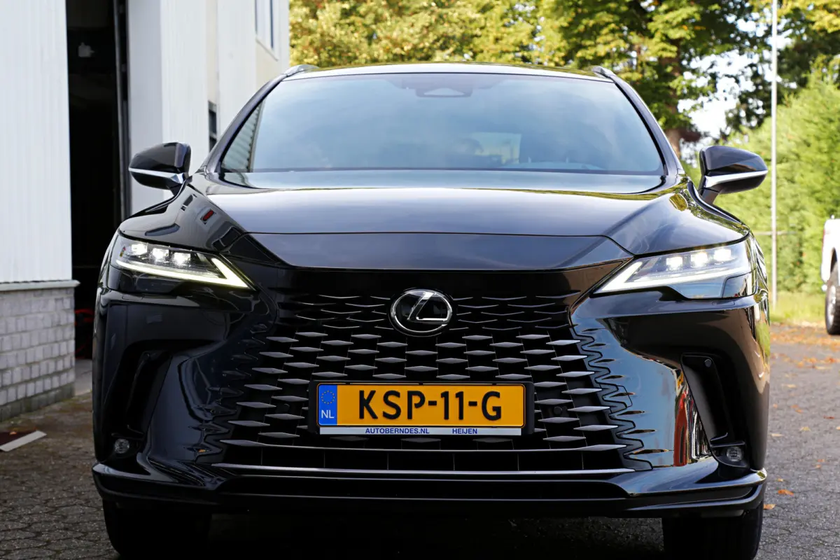 350h Hybrid 4WD*Lexus fabrieksg.T/m05-2034!*Perfect Lexus Onderh.*HUD/ACC/Leder/Stoelverw./Stuurverw./Stuurkoeling/Dodehoek/Memorie/Elek. Klep/Keyless Entry+Go/Apple Carplay-Android/Camera/P