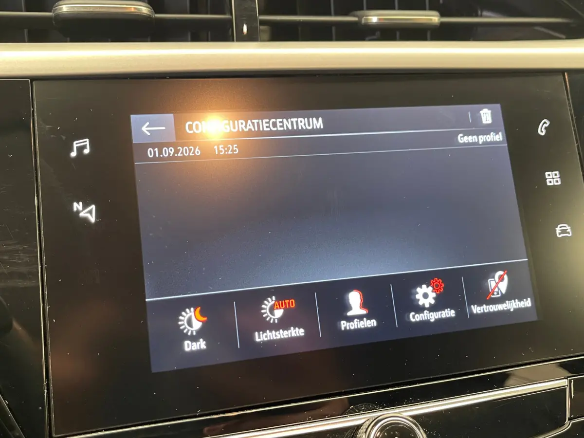 1.2 Edition Unieke Kmstand! | 100% onderhouden | Stuur & Stoelverwarming | Parkeersensoren | Carplay | Airco  | Airco | Apple Carplay/Android Auto|telefoonintegratie premium | Centrale deurv