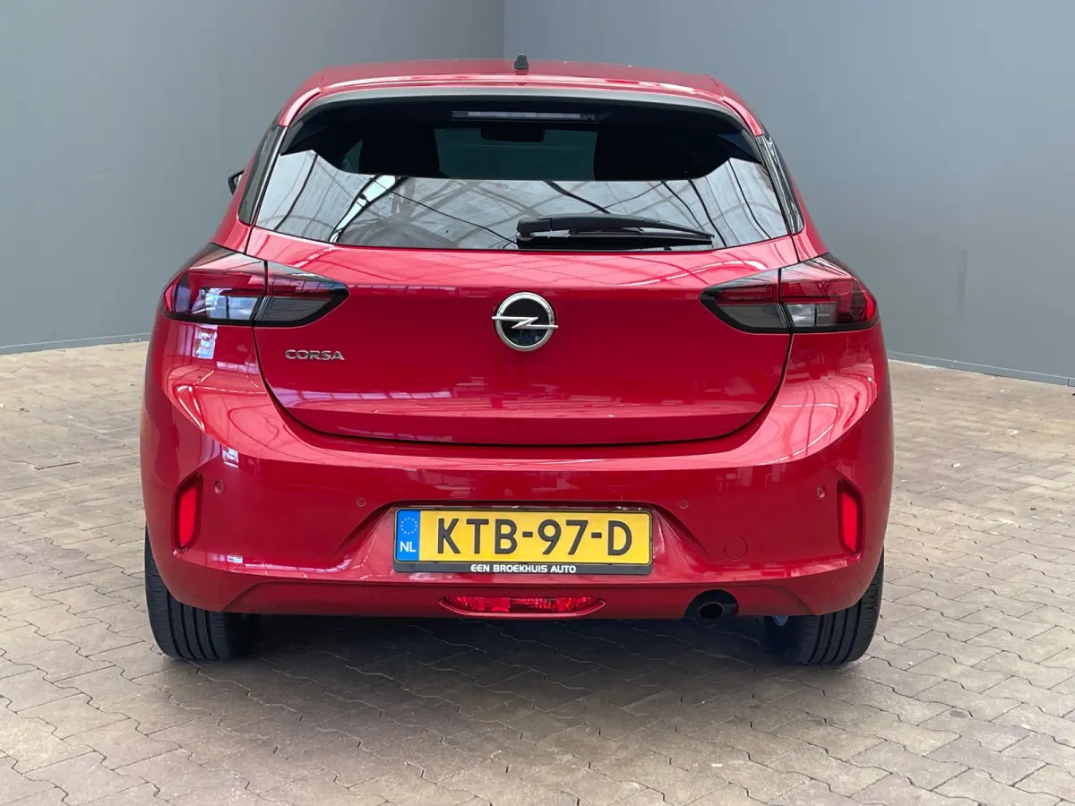 1.2 Edition Unieke Kmstand! | 100% onderhouden | Stuur & Stoelverwarming | Parkeersensoren | Carplay | Airco  | Airco | Apple Carplay/Android Auto|telefoonintegratie premium | Centrale deurv