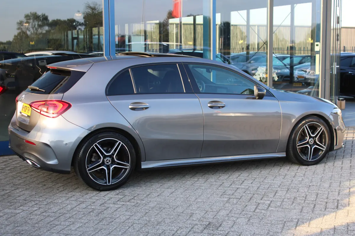 180 AUT7 AMG LINE NIGHT PAKKET PANORAMADAK CARPLAY <<NL AUTO>>