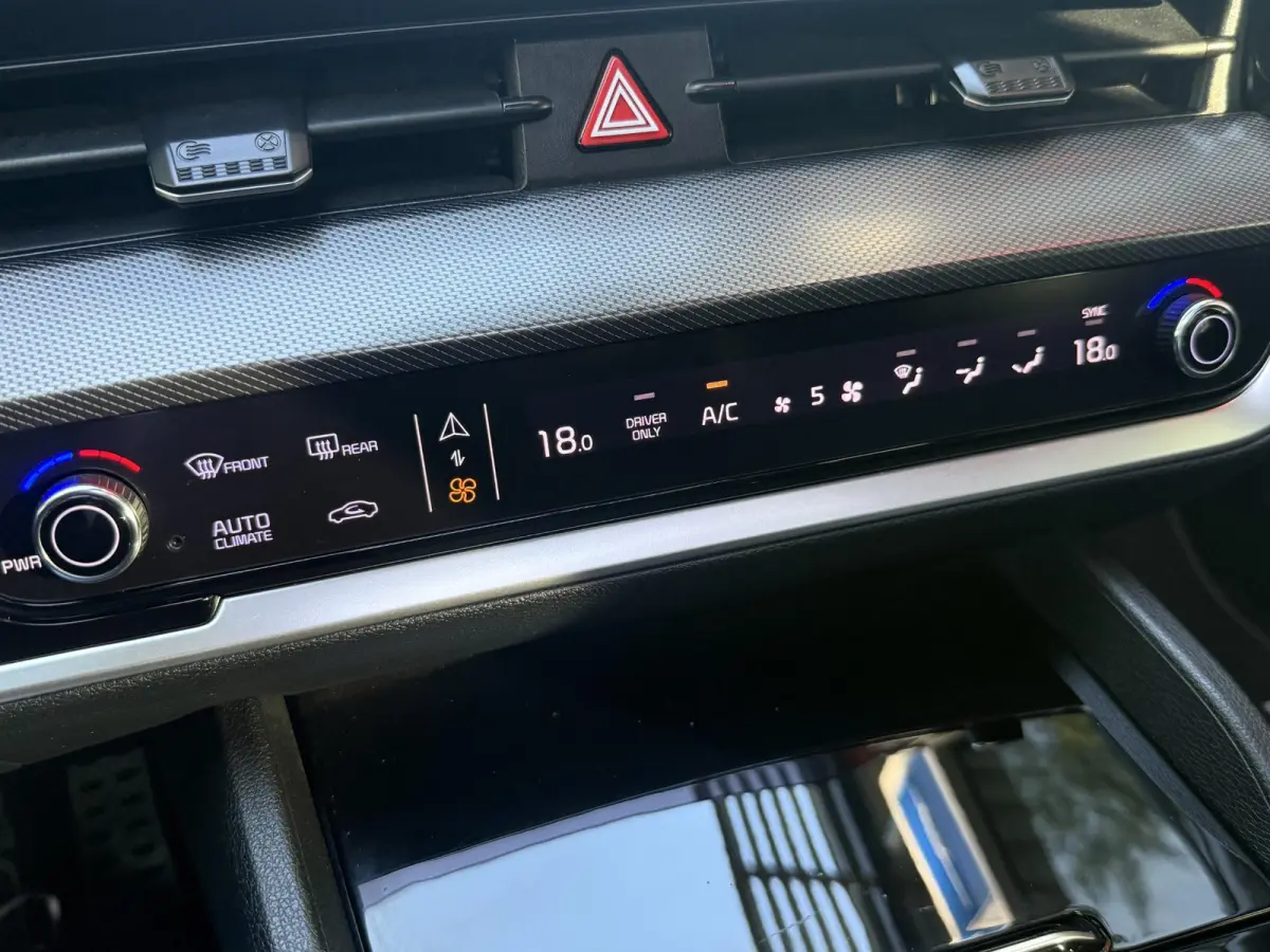1.6 T-GDi Plug-in Hybrid AWD GT-PlusLine | SOH 100% | Panoramadak| Afn. Trekhaak | 360 Camera | Cruise Control | Stoelkoeling + verwarming | Licht metalen velgen