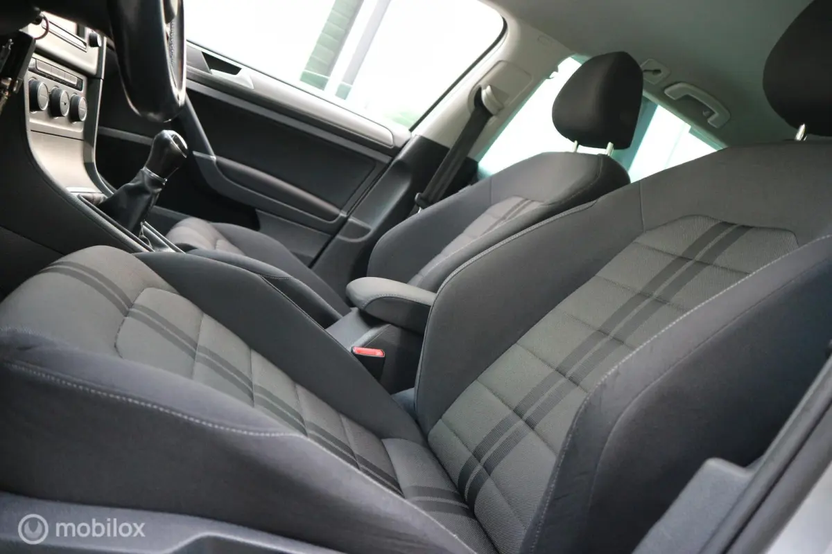 1.0 TSI Bluemotion ECC/NAVIGATIE/PDC