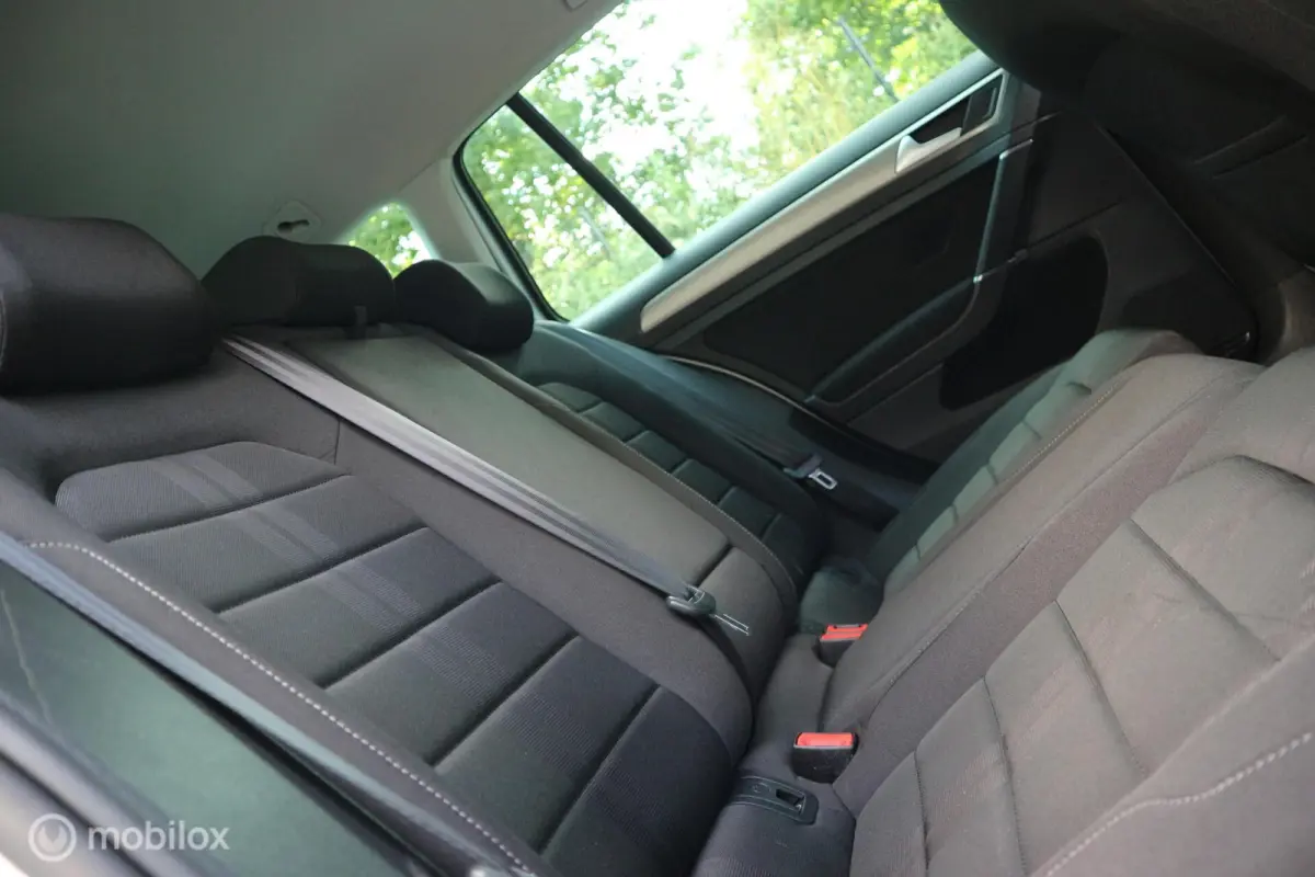 1.0 TSI Bluemotion ECC/NAVIGATIE/PDC