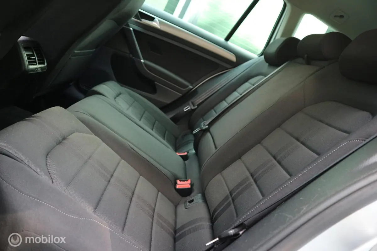 1.0 TSI Bluemotion ECC/NAVIGATIE/PDC