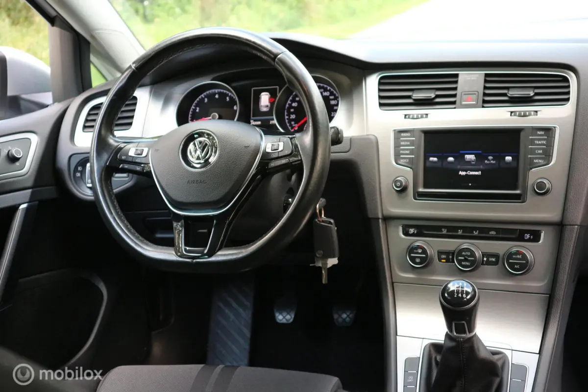 1.0 TSI Bluemotion ECC/NAVIGATIE/PDC