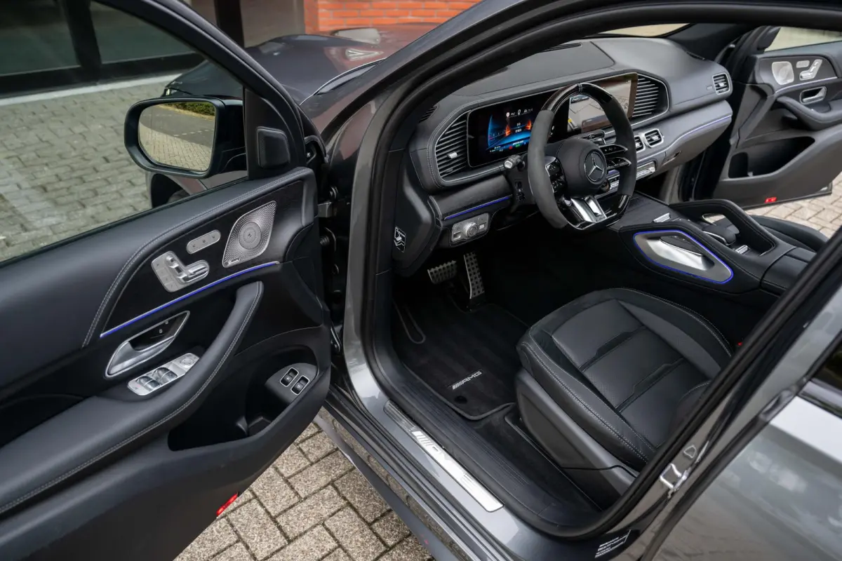 AMG 53 Hybrid 4MATIC+ Premium Plus Carbon NP 165k