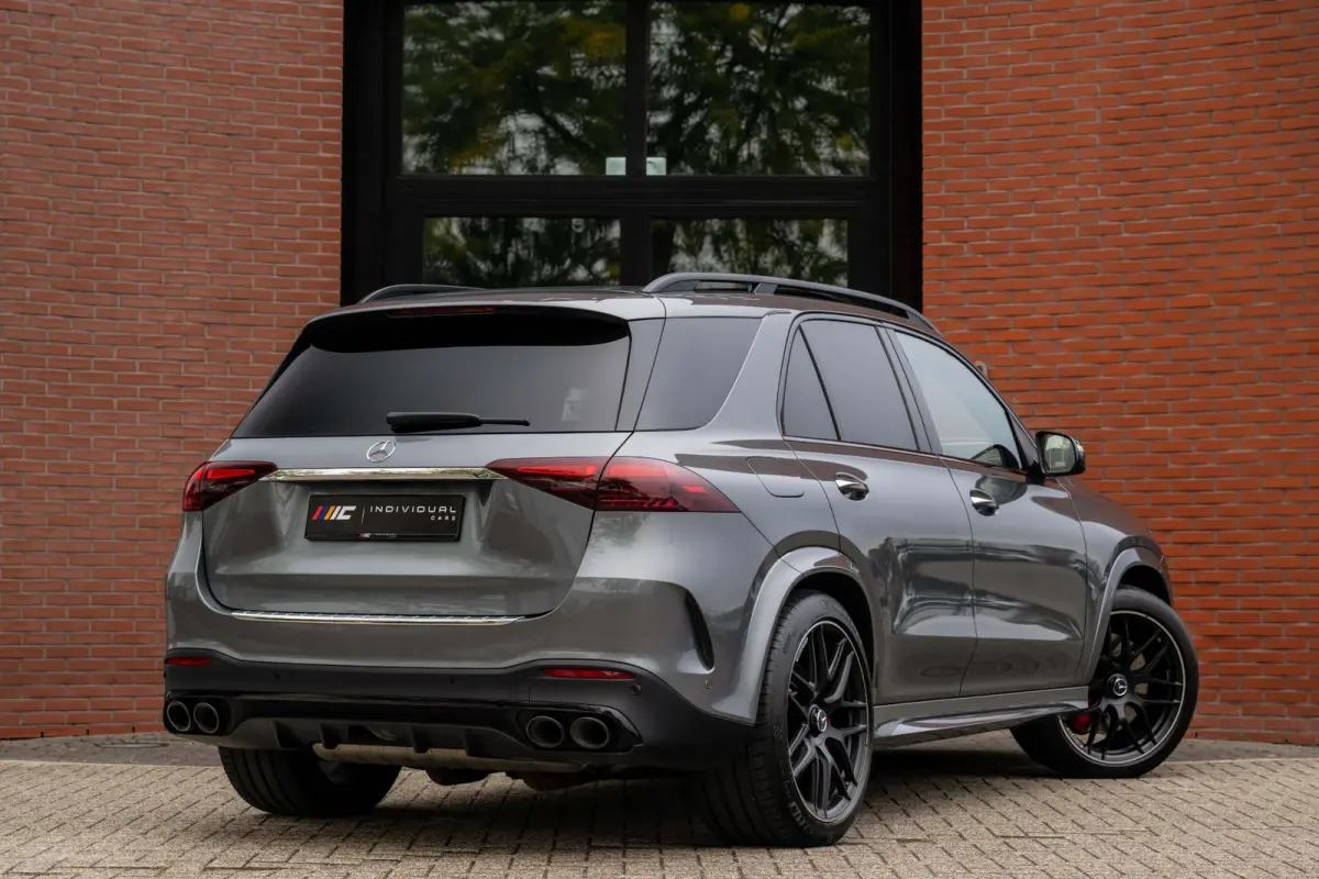 AMG 53 Hybrid 4MATIC+ Premium Plus Carbon NP 165k