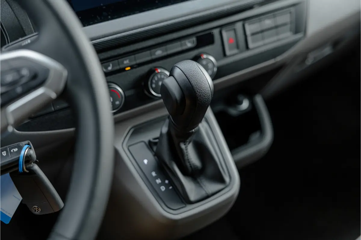 2.0 TDI L2H1 DSG DC | Dubbel cabine | 6-Zitter | Bi-Xenon | Camera | CarPlay | MF Stuur | Nieuw | BPM Vrij | DAB | Trekhaak | Cruise control