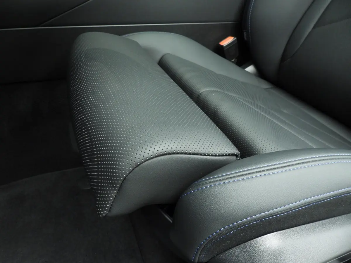 550e xDrive | M-Sportpakket | LED | HUD | Active cruise | Elektr. zetels | Keyles go | DAB | Bowers & Wilkins sound | Alu 21 inch
