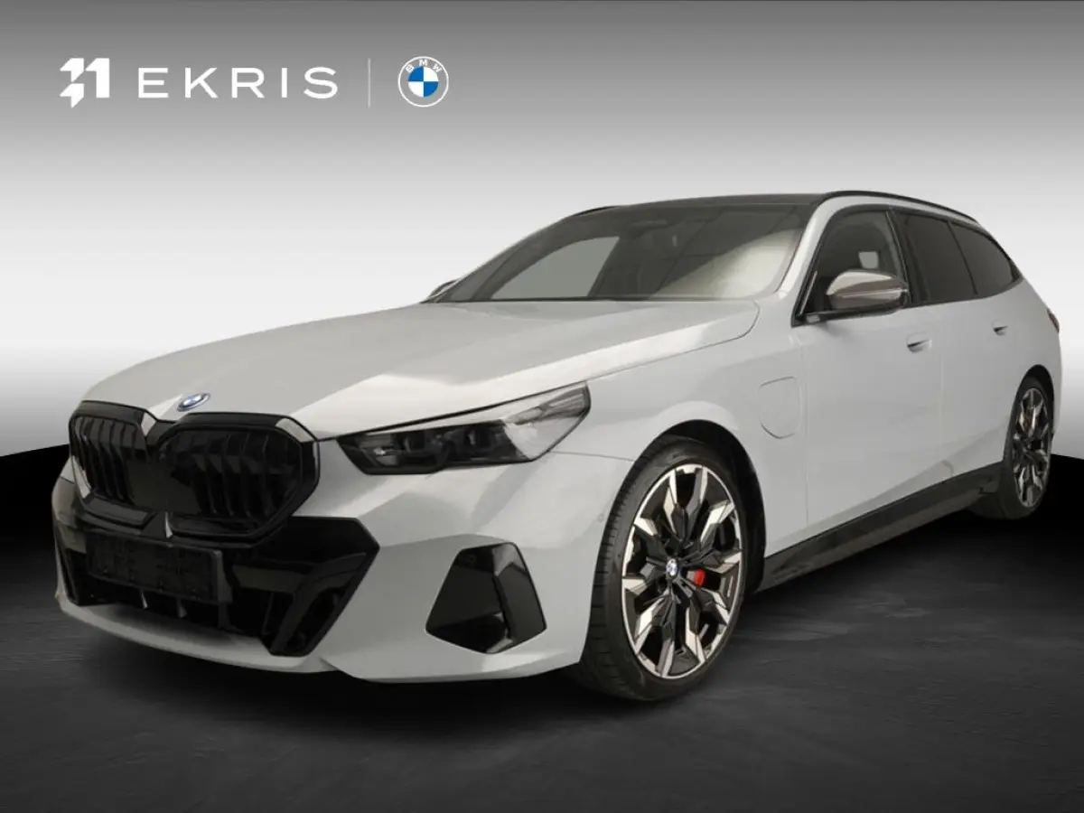 550e xDrive | M-Sportpakket | LED | HUD | Active cruise | Elektr. zetels | Keyles go | DAB | Bowers & Wilkins sound | Alu 21 inch