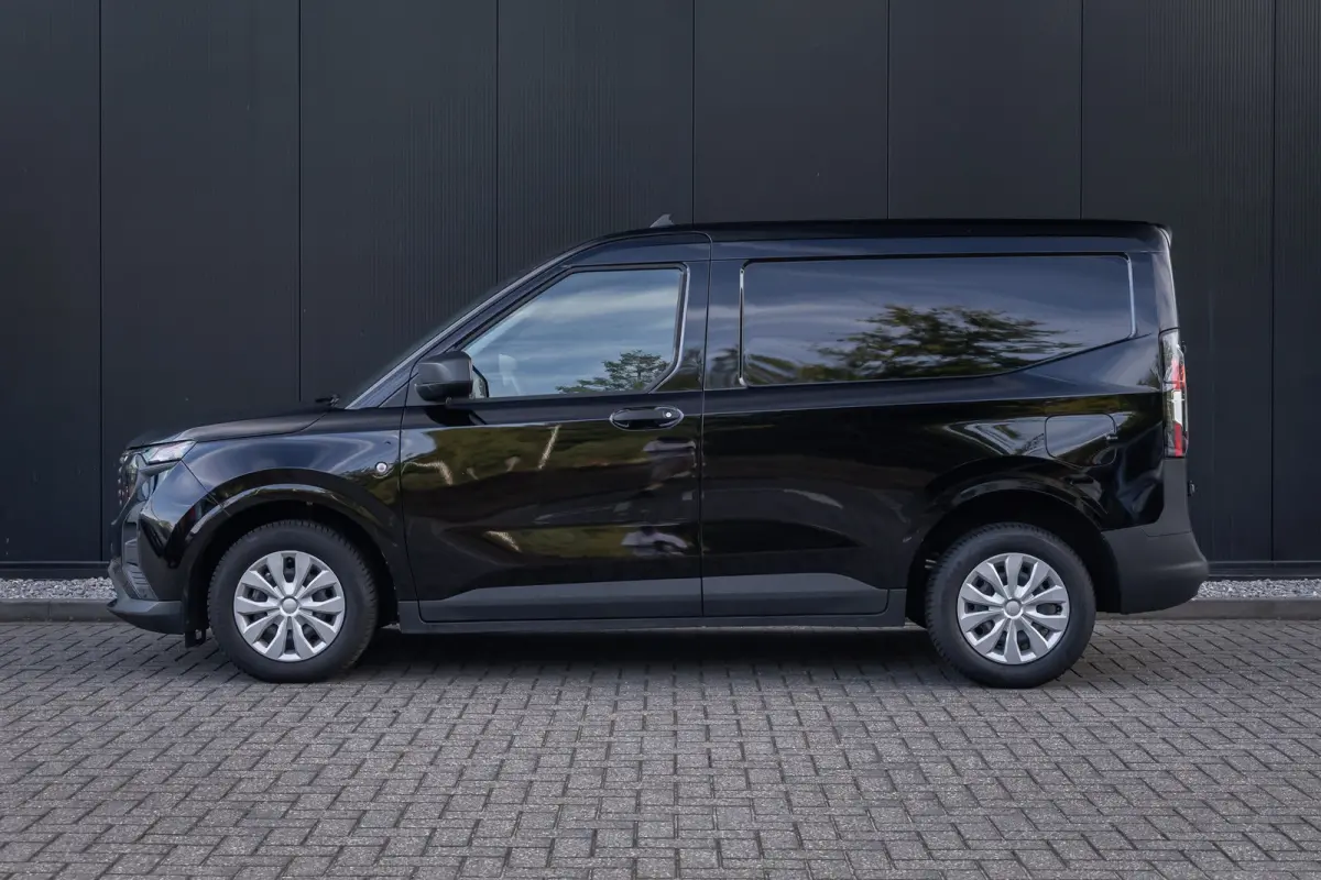 1.0 Trend 125pk | Nieuw model | Achteruitrijcamera | Airco | Apple Carplay/Android Auto|telefoonintegratie premium