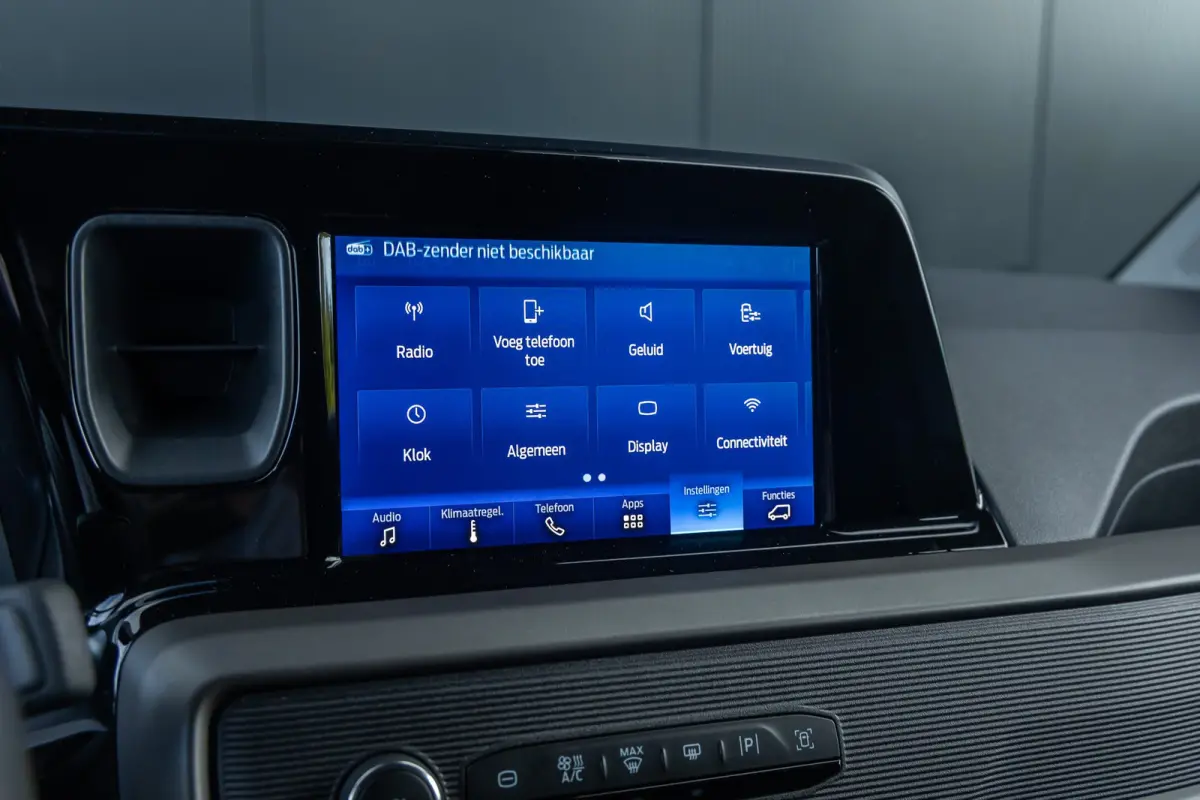 1.0 Trend 125pk | Nieuw model | Achteruitrijcamera | Airco | Apple Carplay/Android Auto|telefoonintegratie premium