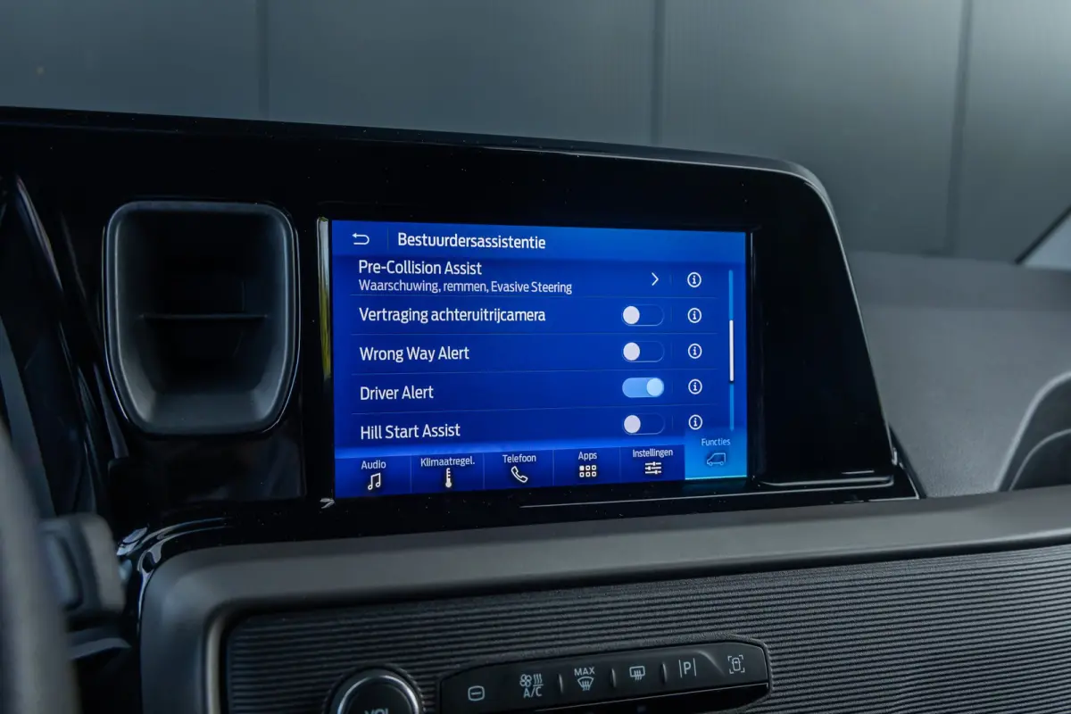 1.0 Trend 125pk | Nieuw model | Achteruitrijcamera | Airco | Apple Carplay/Android Auto|telefoonintegratie premium