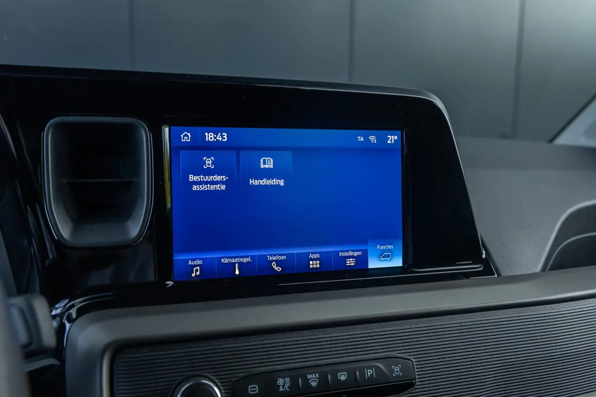 1.0 Trend 125pk | Nieuw model | Achteruitrijcamera | Airco | Apple Carplay/Android Auto|telefoonintegratie premium