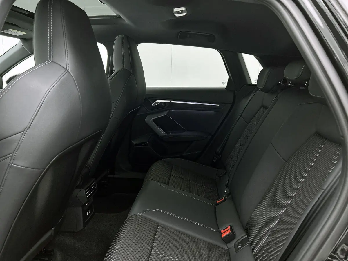 35 TFSI S edition | 2x S-LINE | Panoramadak | SONOS | Matrix | Sfeerverlichting | Stoelverwarming | Virtual Cockpit | Apple Carplay / Android Auto | Cruise Control | Climate Control | 18" Li