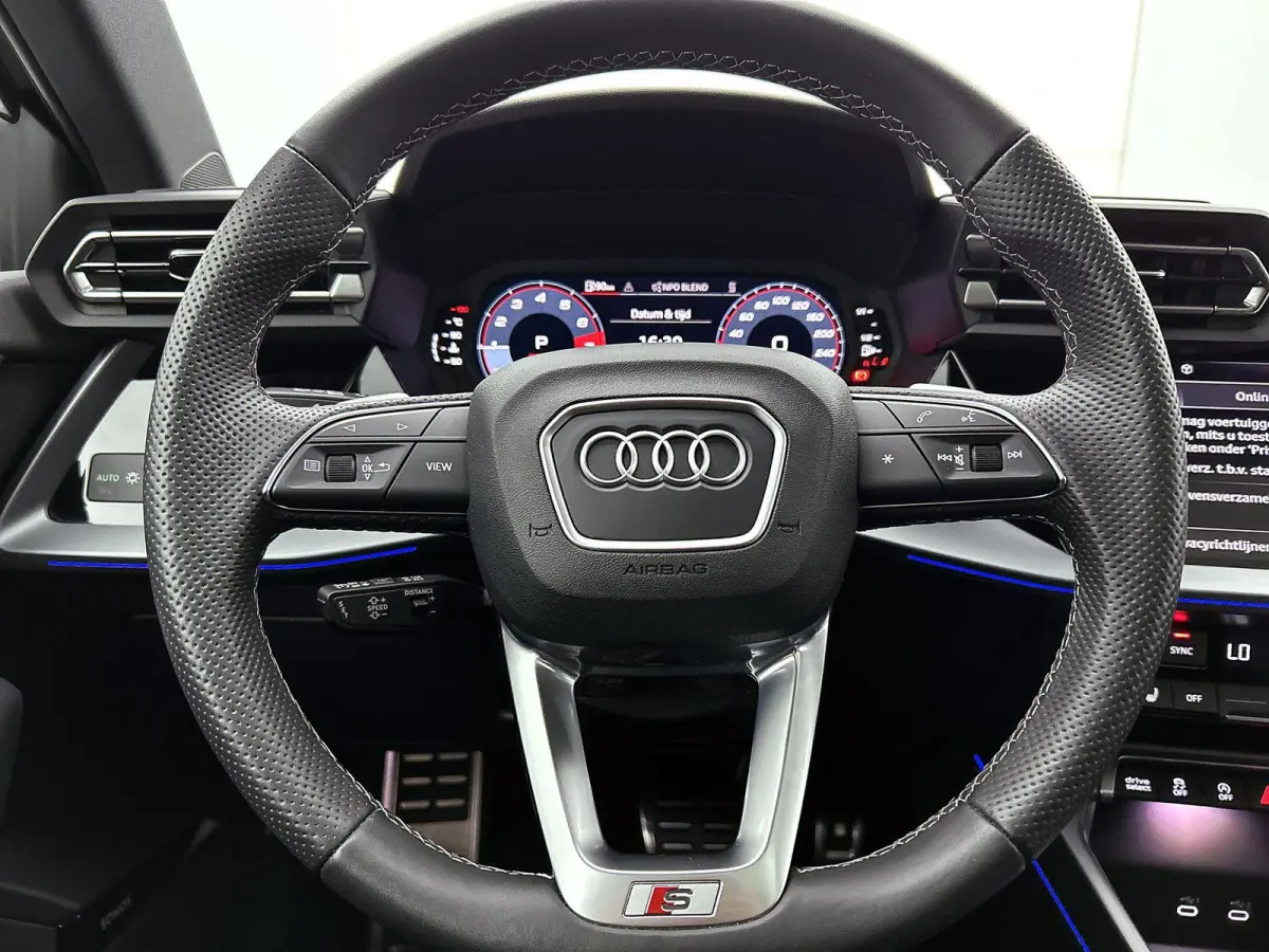 35 TFSI S edition | 2x S-LINE | Panoramadak | SONOS | Matrix | Sfeerverlichting | Stoelverwarming | Virtual Cockpit | Apple Carplay / Android Auto | Cruise Control | Climate Control | 18" Li