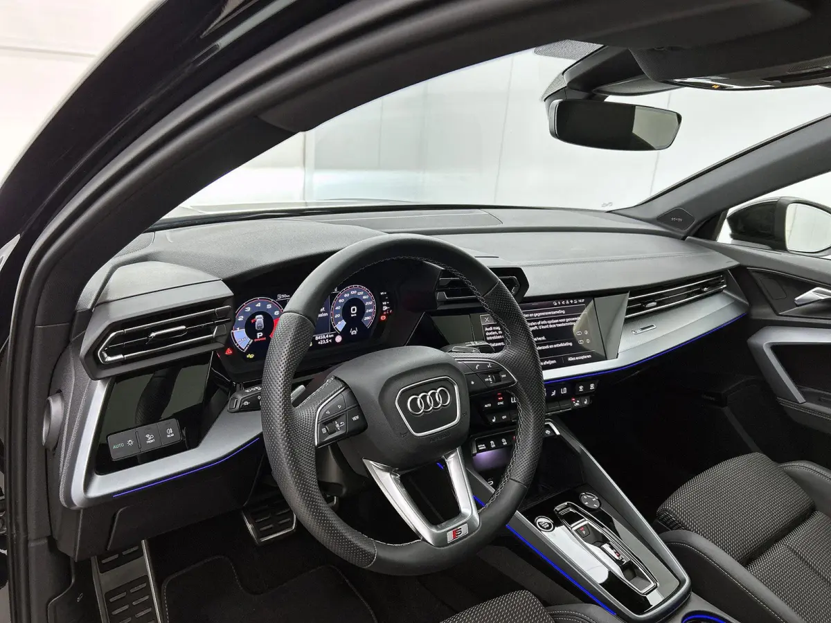 35 TFSI S edition | 2x S-LINE | Panoramadak | SONOS | Matrix | Sfeerverlichting | Stoelverwarming | Virtual Cockpit | Apple Carplay / Android Auto | Cruise Control | Climate Control | 18" Li