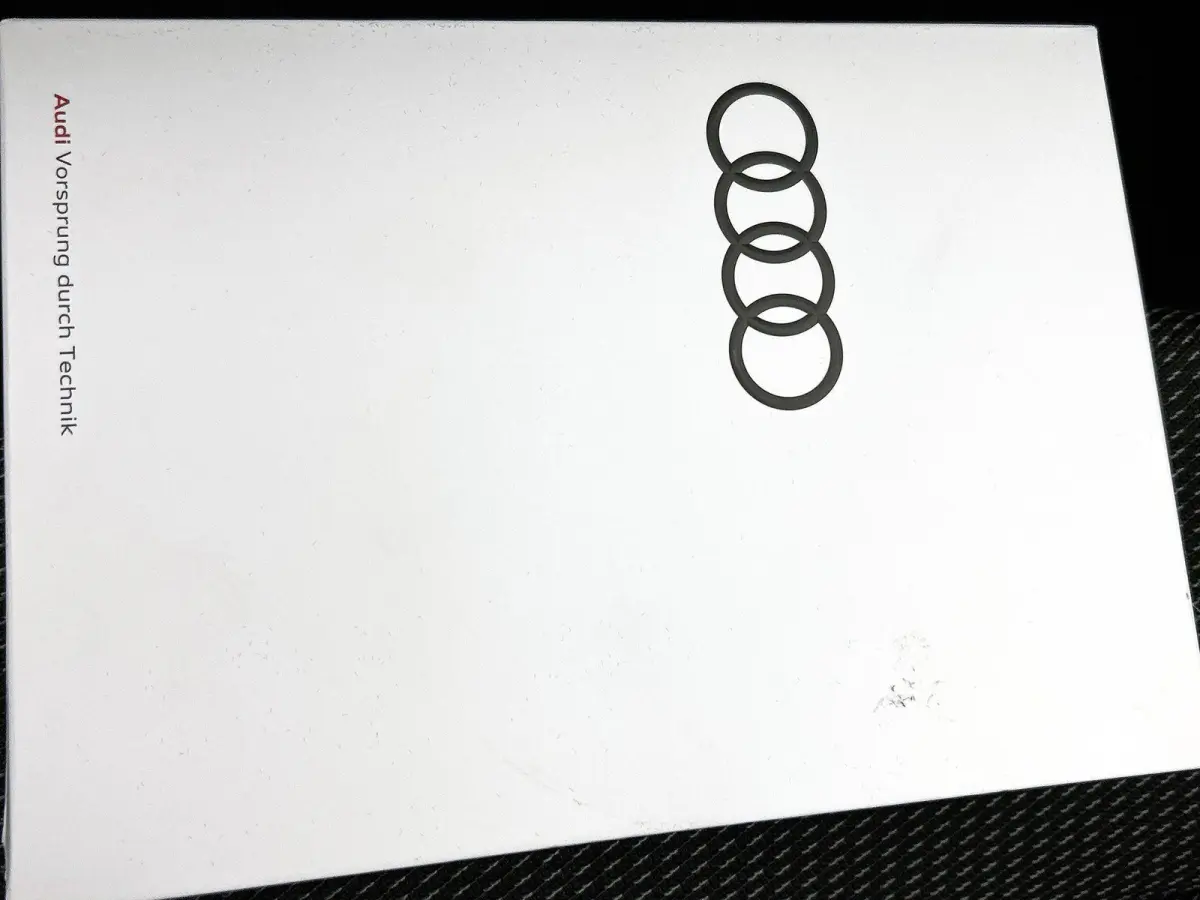 35 TFSI S edition | 2x S-LINE | Panoramadak | SONOS | Matrix | Sfeerverlichting | Stoelverwarming | Virtual Cockpit | Apple Carplay / Android Auto | Cruise Control | Climate Control | 18" Li