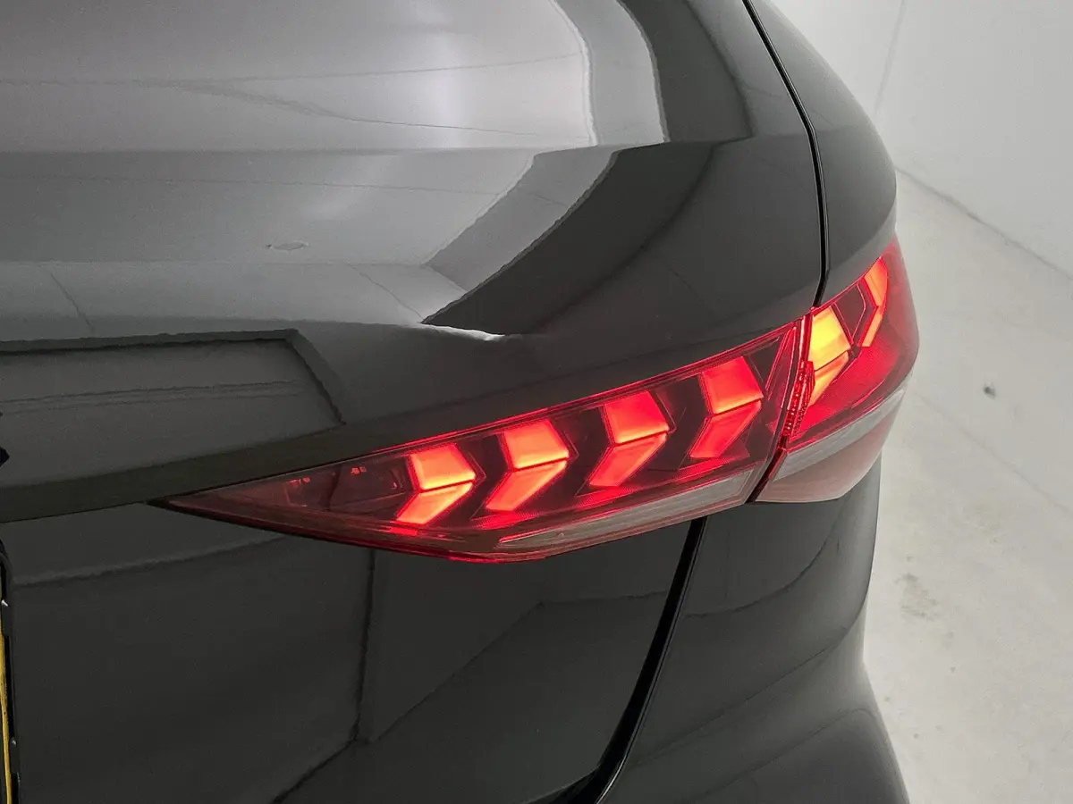 35 TFSI S edition | 2x S-LINE | Panoramadak | SONOS | Matrix | Sfeerverlichting | Stoelverwarming | Virtual Cockpit | Apple Carplay / Android Auto | Cruise Control | Climate Control | 18" Li