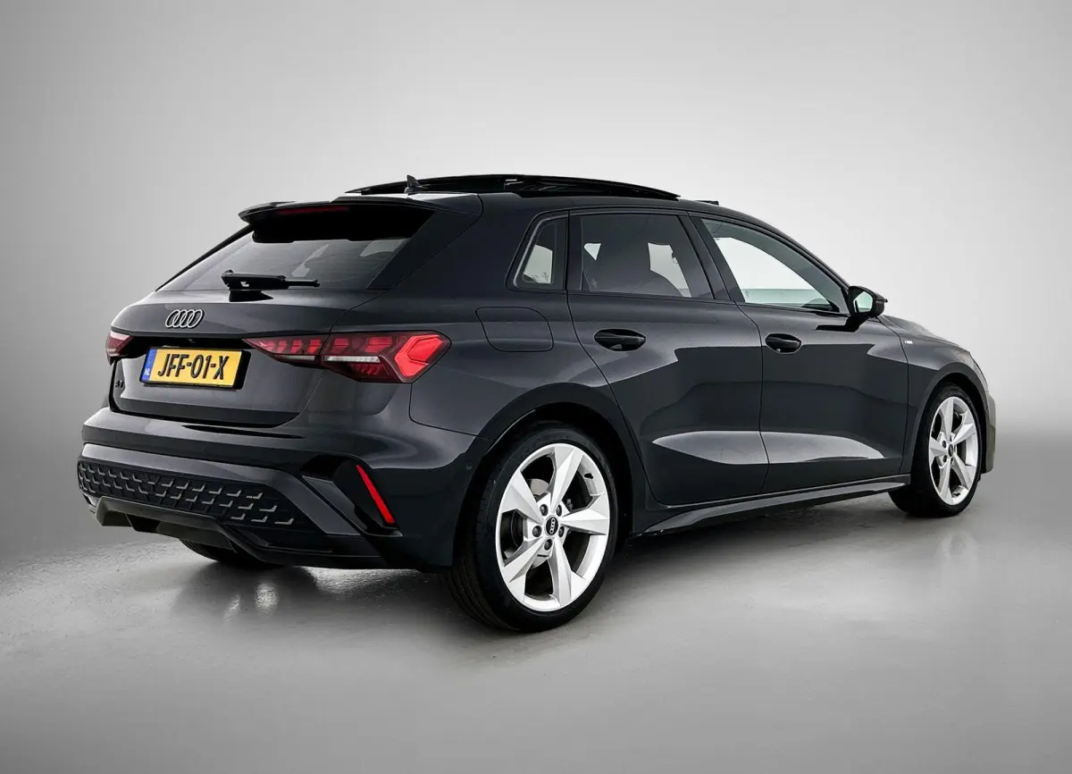 35 TFSI S edition | 2x S-LINE | Panoramadak | SONOS | Matrix | Sfeerverlichting | Stoelverwarming | Virtual Cockpit | Apple Carplay / Android Auto | Cruise Control | Climate Control | 18" Li