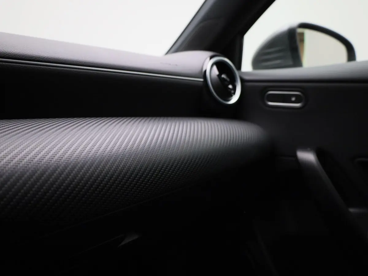 180 Business Solution | Automaat | Navigatie | Achteruitrijcamera | Stoelverwarming | Wide Screen Virtual Cockpit | Cruise Control | Climate Control | Parkeersensoren | Bluetooth | LED | Led