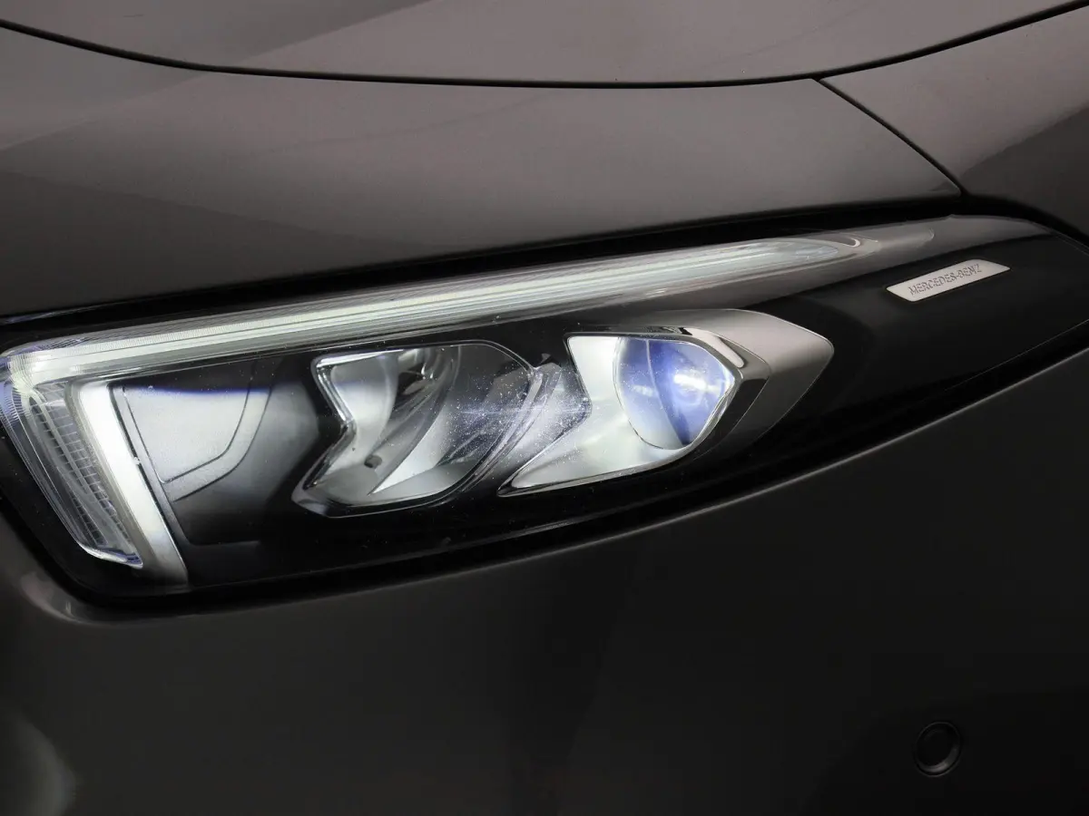 180 Business Solution | Automaat | Navigatie | Achteruitrijcamera | Stoelverwarming | Wide Screen Virtual Cockpit | Cruise Control | Climate Control | Parkeersensoren | Bluetooth | LED | Led