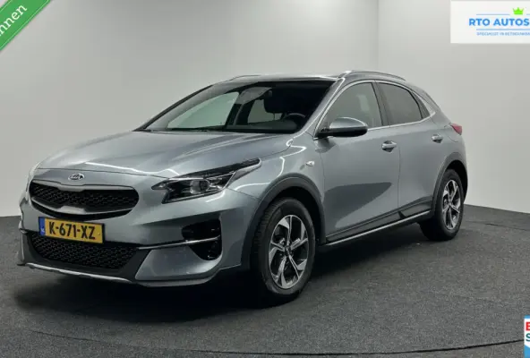 1.0 T-GDi ComfortLine CAMERA CARPLAY NAVI CRUISE ECC.