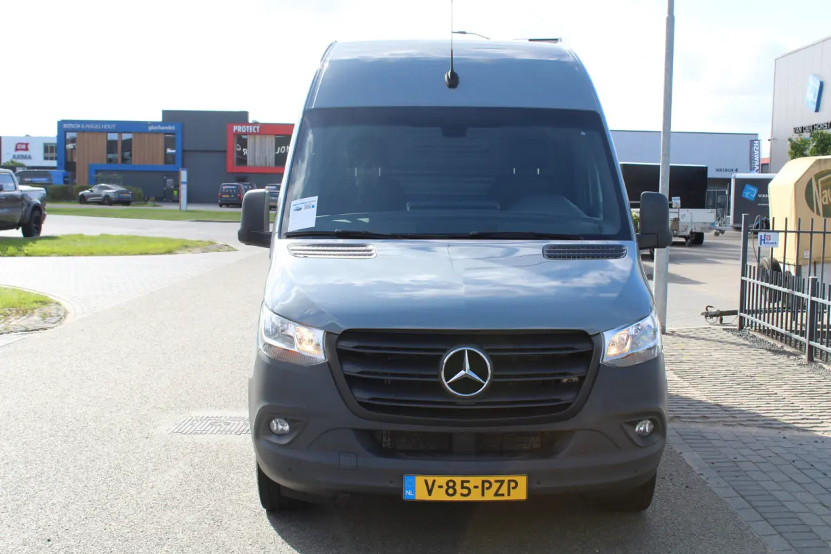 317 170Pk 1.9 CDI L2H2 RWD Automaaat | Camera | Cruise control