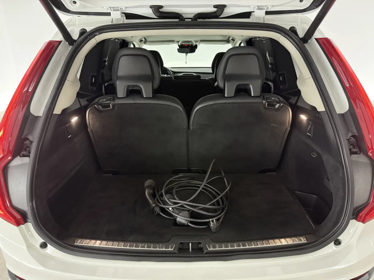 2.0 T8 Recharge AWD 7p. | Camera | Virtual | Cruise | Trekhaak | LED | Stoel/Stuurverw.