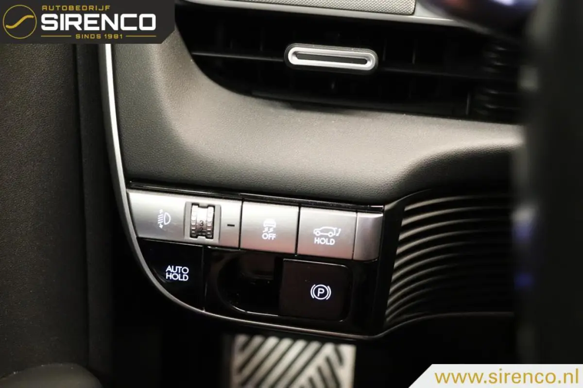 Connect + AWD 73kWh | gravity gold | leder | hud | v2l | bose | camera | stoel + stuurverwarming | soh 99.4%