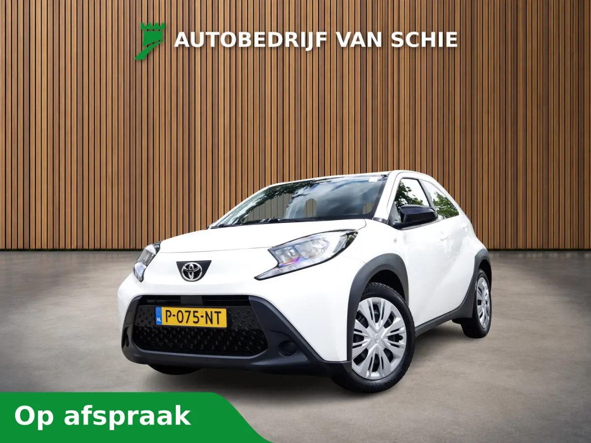 1.0 VVT-i MT Play 1e-Eig. & Keurig-Onderh. BOVAG-Garantie. NL-Auto.