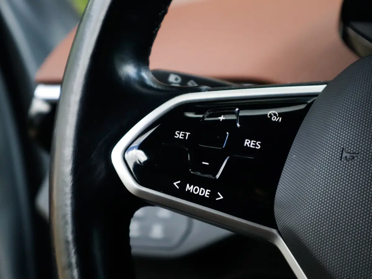 Business 77 kWh 3-Fase 1e-Eig. & Dealer-Onderh. BOVAG-Garantie. NL-Auto.