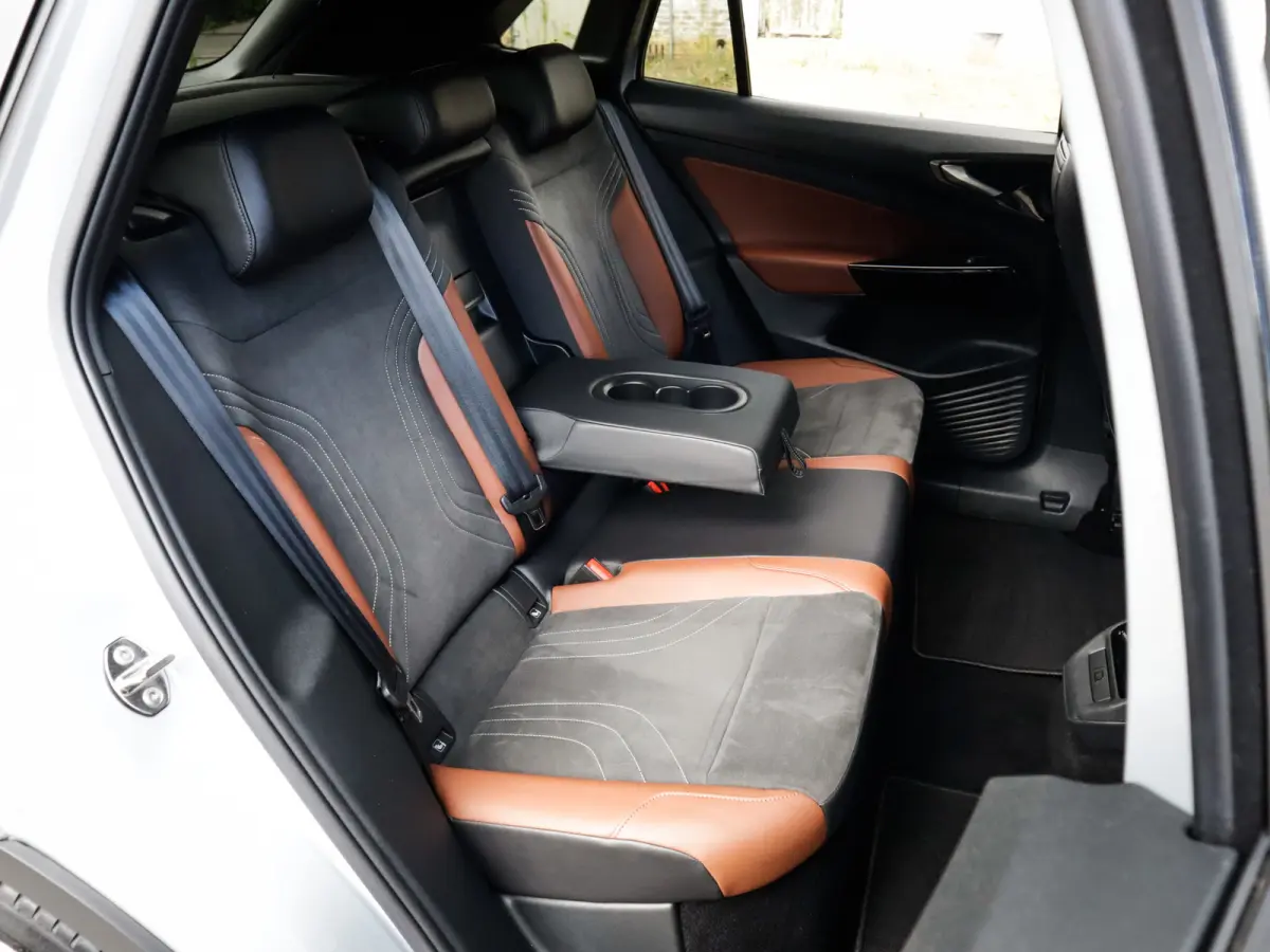 Business 77 kWh 3-Fase 1e-Eig. & Dealer-Onderh. BOVAG-Garantie. NL-Auto.