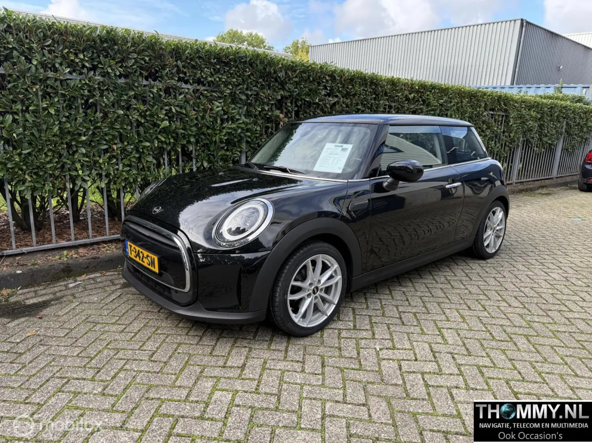 1.5 Cooper Essential automaat 2023