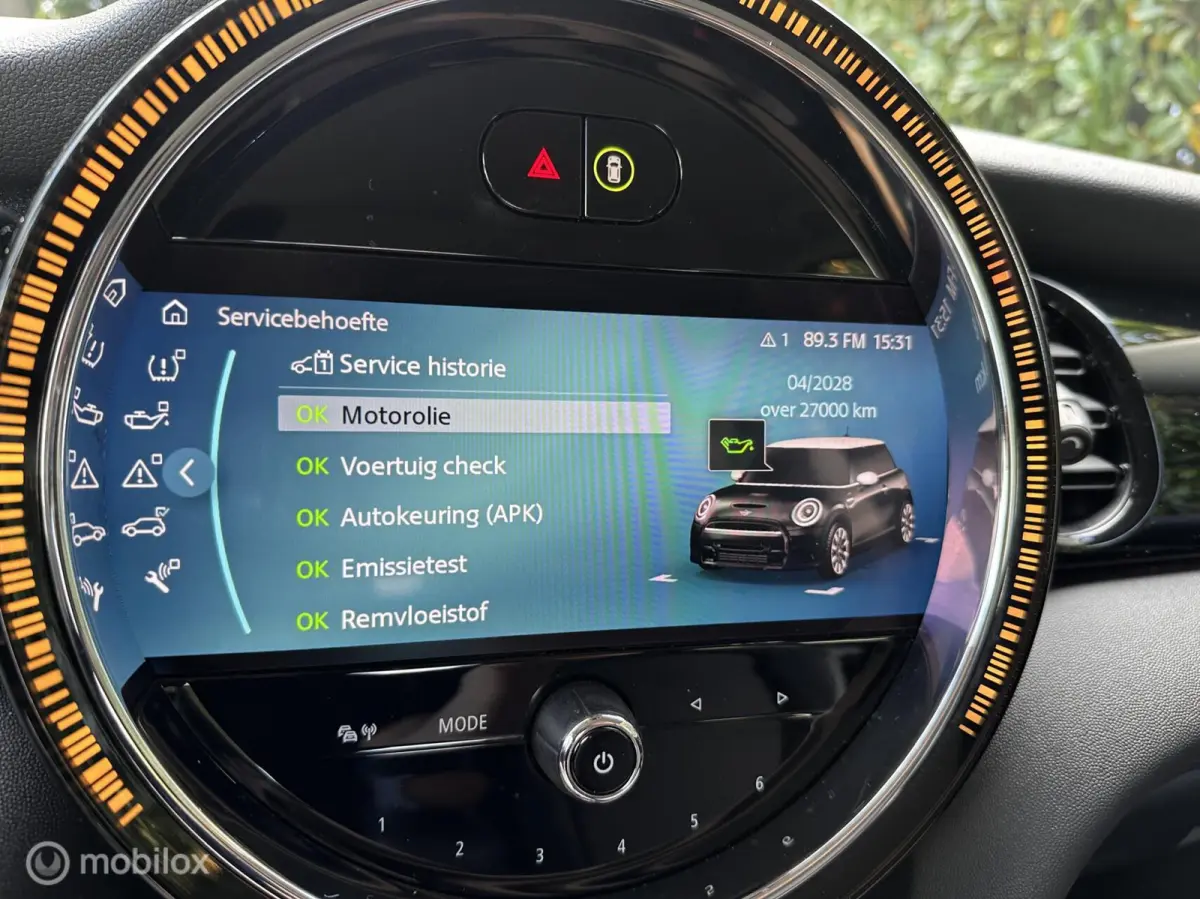 1.5 Cooper Essential automaat 2023