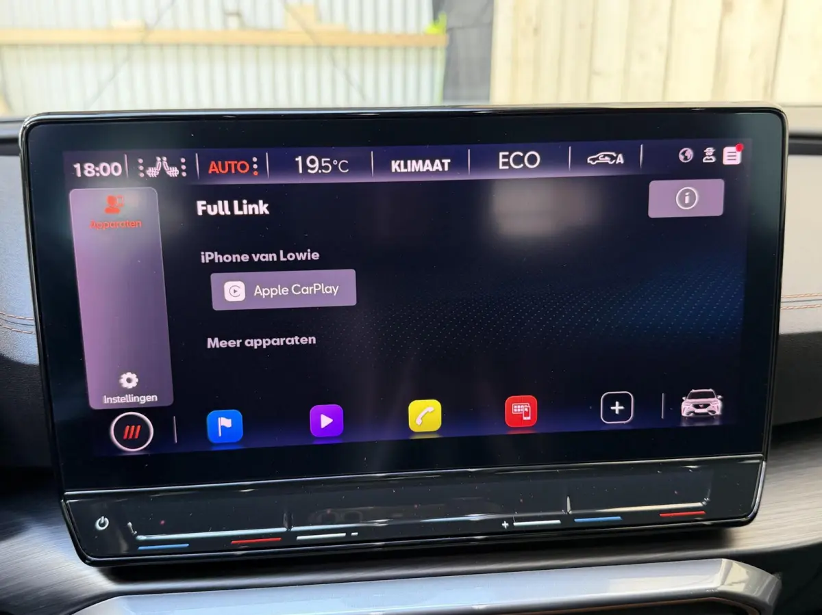 1.4 e-Hybrid Performance Automaat SoH 92,27%| Panoramadak | Trekhaak uitklapbaar | Voorstoelen verwarmd | Cruise control adaptief | Apple CarPlay/Android Auto Full-Link | LED verlichting | A