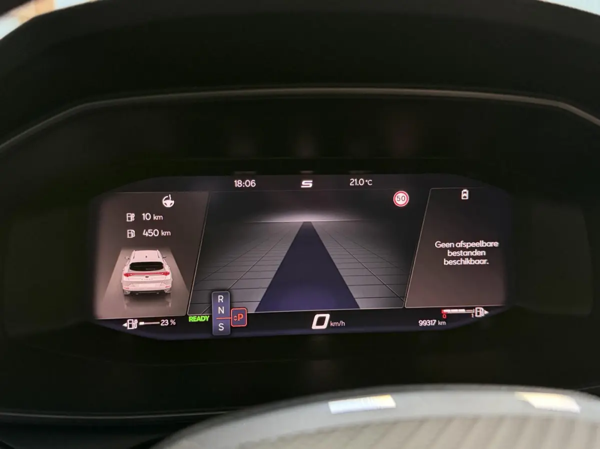 1.4 e-Hybrid Performance Automaat SoH 92,27%| Panoramadak | Trekhaak uitklapbaar | Voorstoelen verwarmd | Cruise control adaptief | Apple CarPlay/Android Auto Full-Link | LED verlichting | A