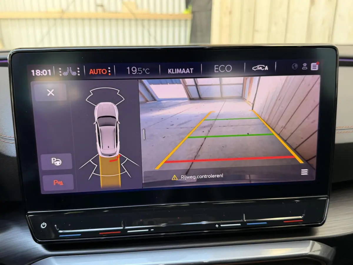 1.4 e-Hybrid Performance Automaat SoH 92,27%| Panoramadak | Trekhaak uitklapbaar | Voorstoelen verwarmd | Cruise control adaptief | Apple CarPlay/Android Auto Full-Link | LED verlichting | A