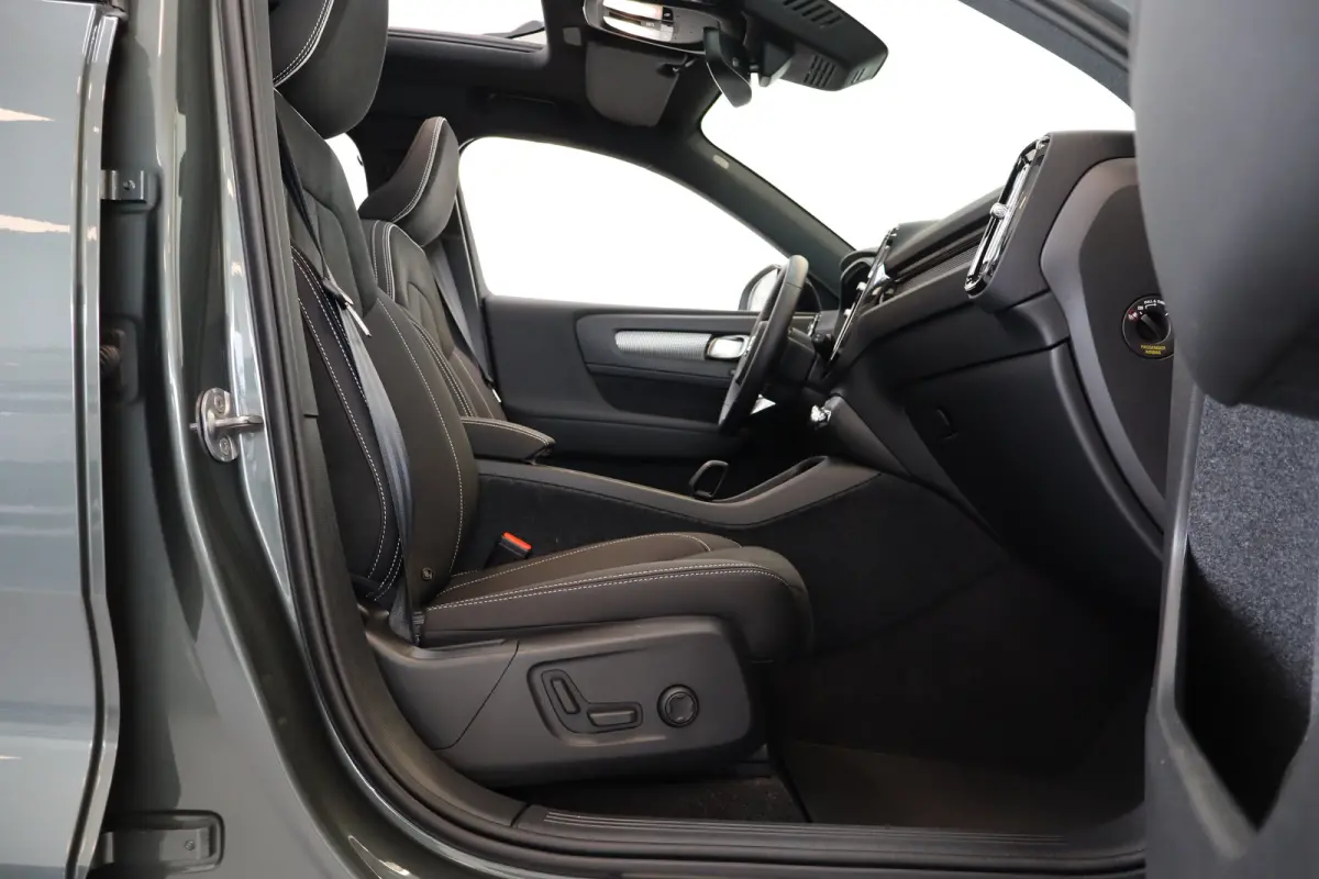 Extended Range 252PK Ultra Europa 82 kWh | Achterbank verwarmd | Apple Carplay/Android Auto|telefoonintegratie premium | Draadloze telefoonlader