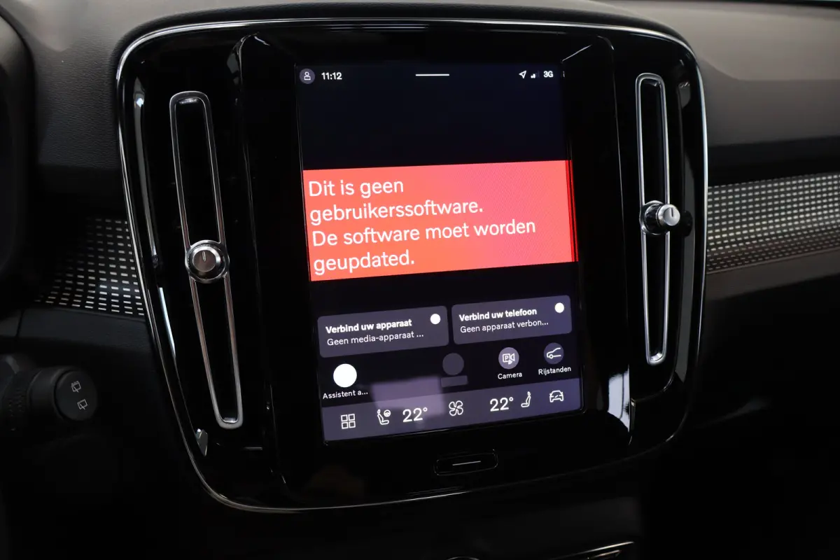 Extended Range 252PK Ultra Europa 82 kWh | Achterbank verwarmd | Apple Carplay/Android Auto|telefoonintegratie premium | Draadloze telefoonlader