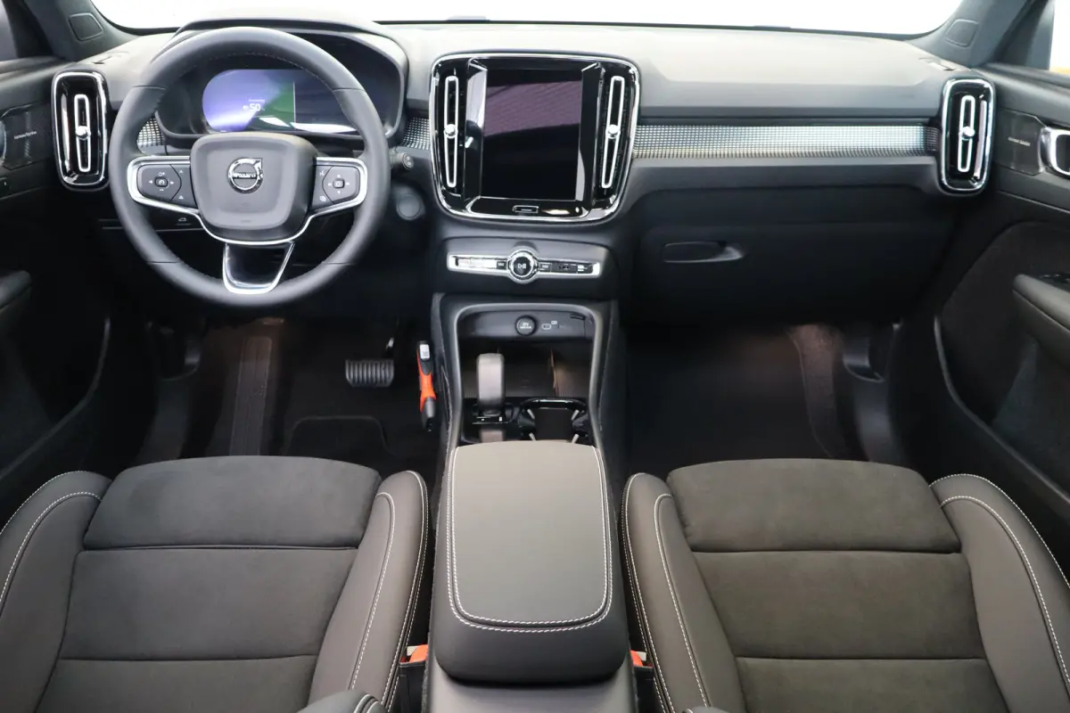 Extended Range 252PK Ultra Europa 82 kWh | Achterbank verwarmd | Apple Carplay/Android Auto|telefoonintegratie premium | Draadloze telefoonlader